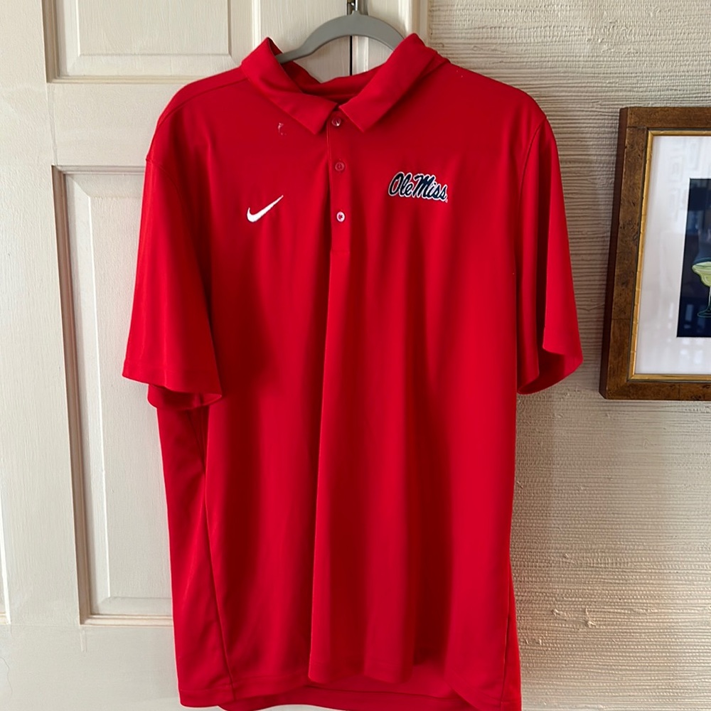 Nike Dri fit golf shirt